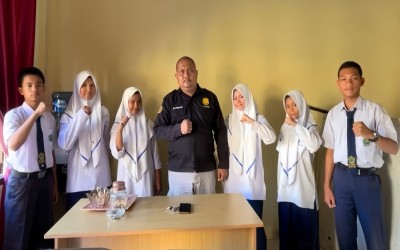 Bukan Sekadar Scrolling: Siswa MTsN 1 Palas 'Interogasi' Polres Palas, Gali Etika Digital dan Jerat Hukum Teknologi